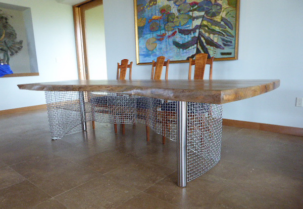 Mango_Steel_Table