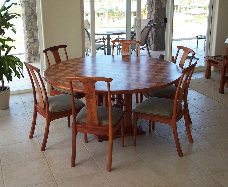 Okimoto_Dining_Table