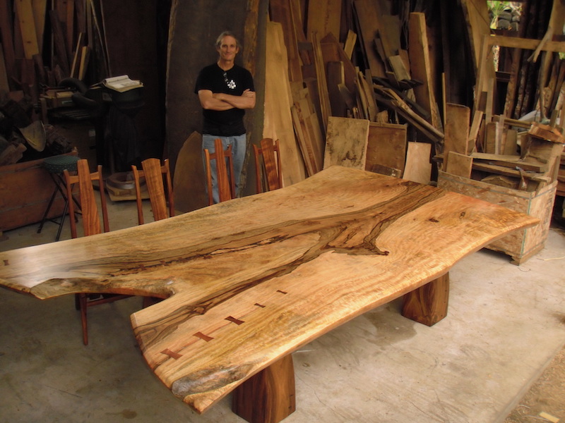 Santa_Lucia_Mango_Table